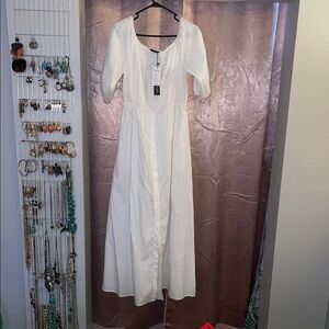 Chic Ivory Maxi Dress